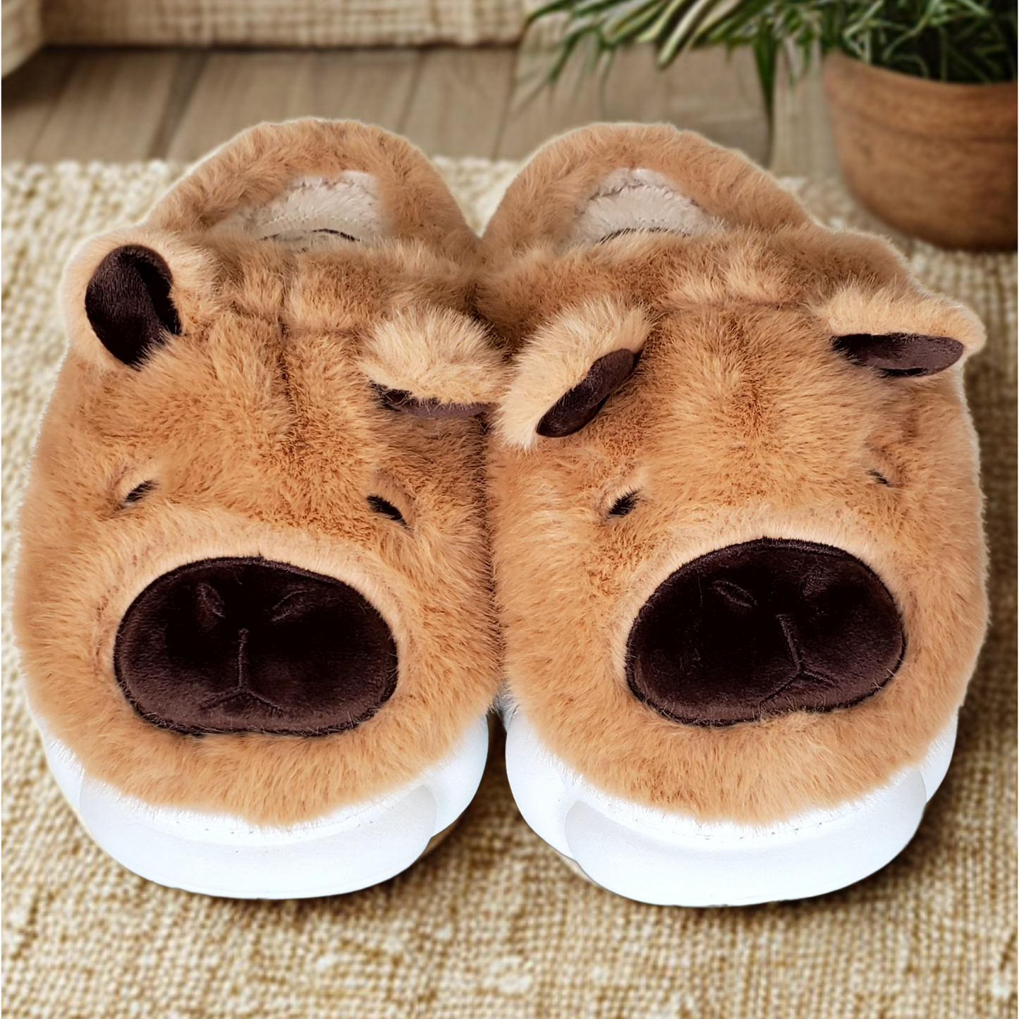 Pantuflas de Capibara Cerradas color Marrón (Mujer Adulto)