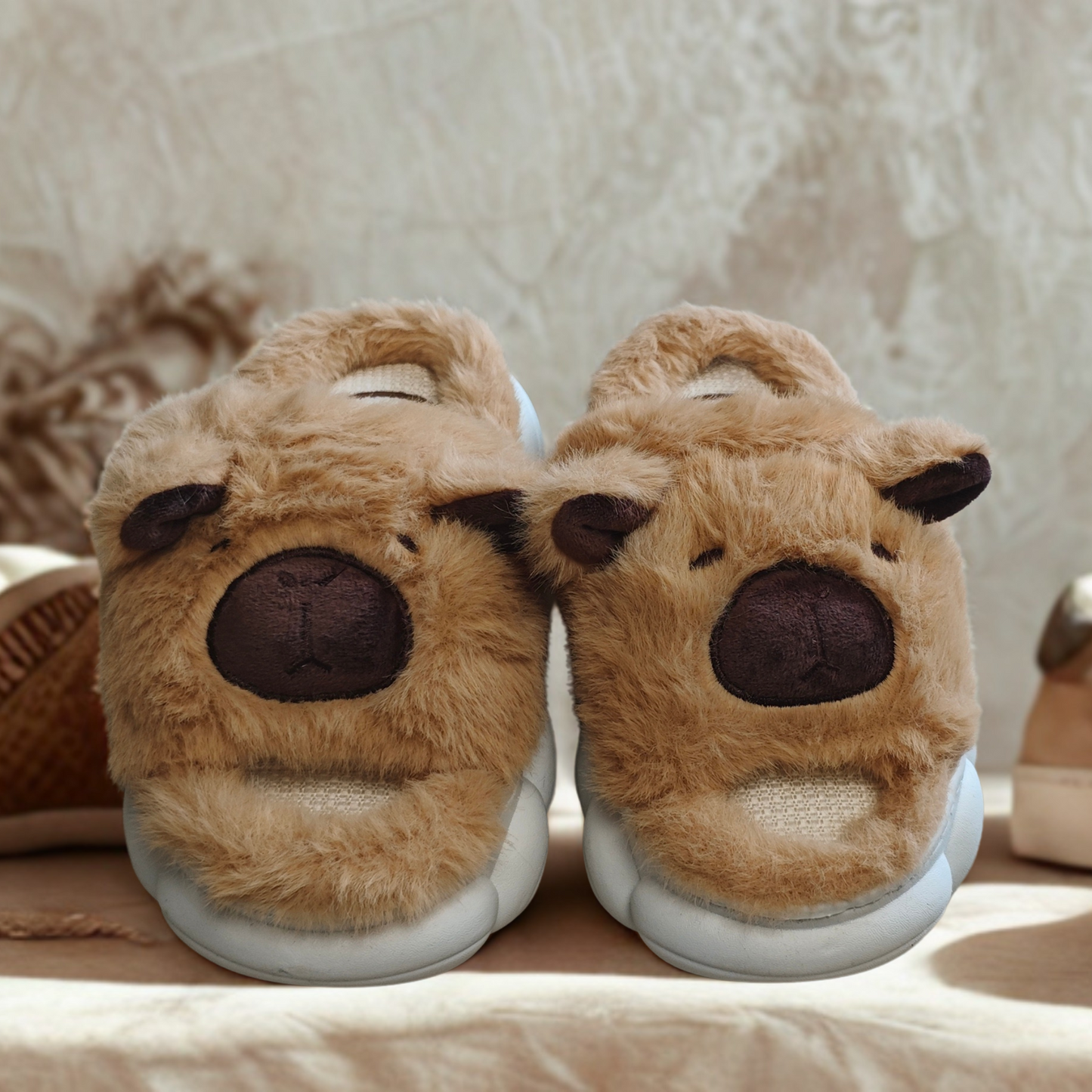 Pantuflas de Capibara Abiertas color Marrón (Niño / Niña)