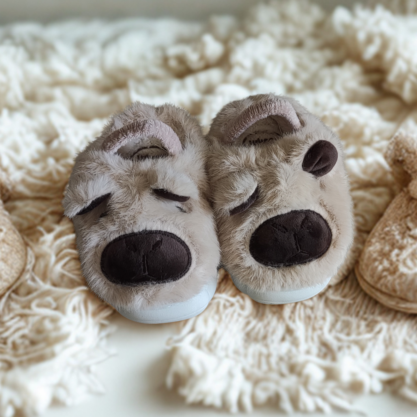 Pantuflas de Capibara Cerradas con Elástico color Beige (Bebé)