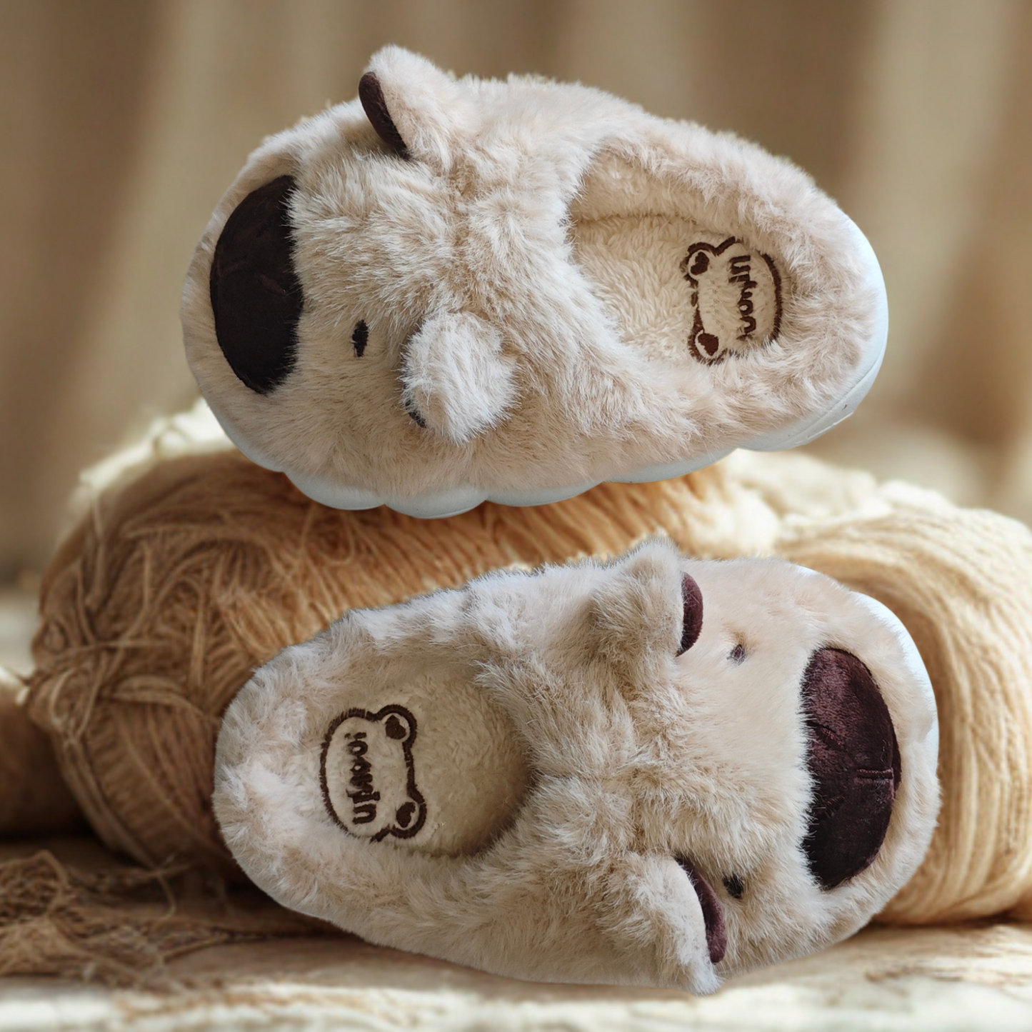Pantuflas de Capibara Cerradas color Beige (Niño / Niña)